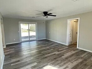 3433 Parker Dr in Oklahoma City, OK - Foto de edificio - Building Photo