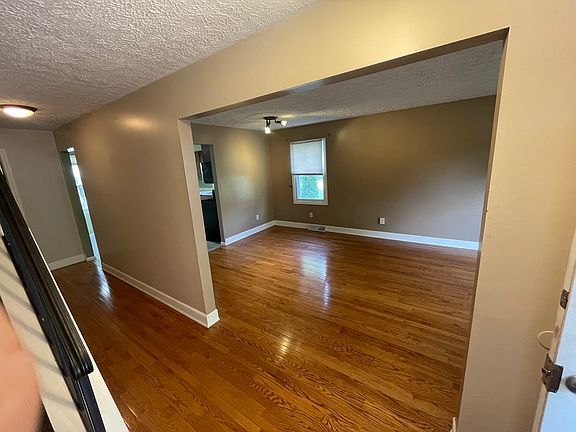 10 Trillium Ln in West Henrietta, NY - Building Photo - Building Photo