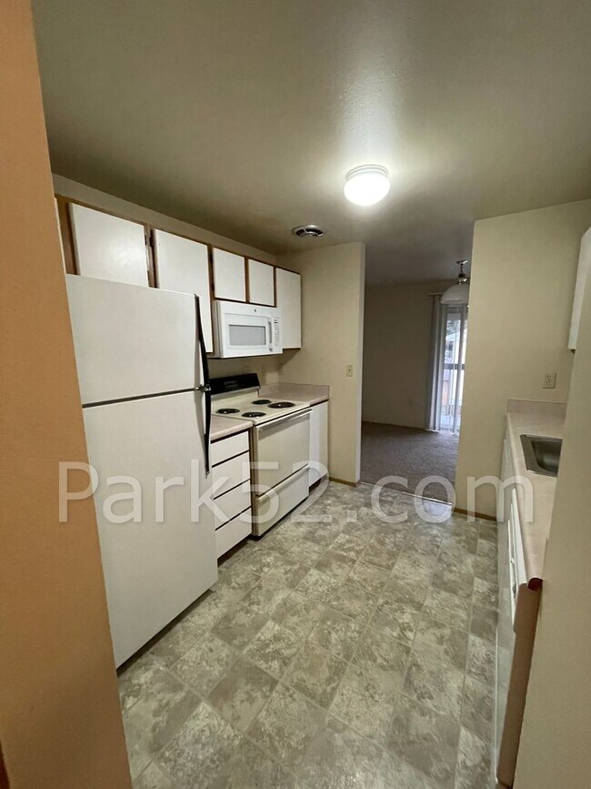 4706 S Warner St in Tacoma, WA - Building Photo - Building Photo