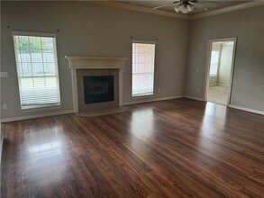 741 Reisling St in Centerton, AR - Building Photo - Building Photo