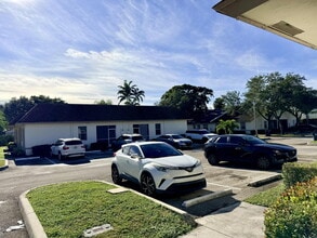 11973 Sturbridge Ln in Wellington, FL - Building Photo - Building Photo