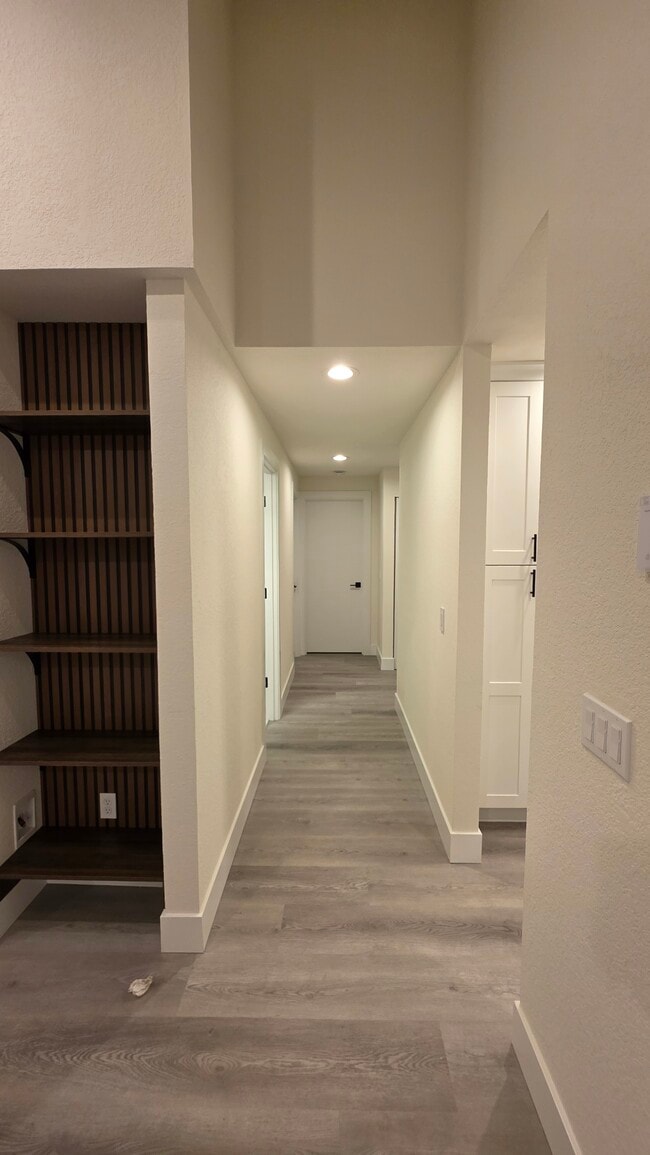 property at 1305 S Puget Dr