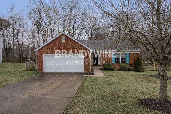 property at 5704 Shining Oak Ln