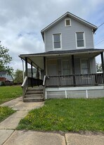 924 N Kresson St in Baltimore, MD - Building Photo