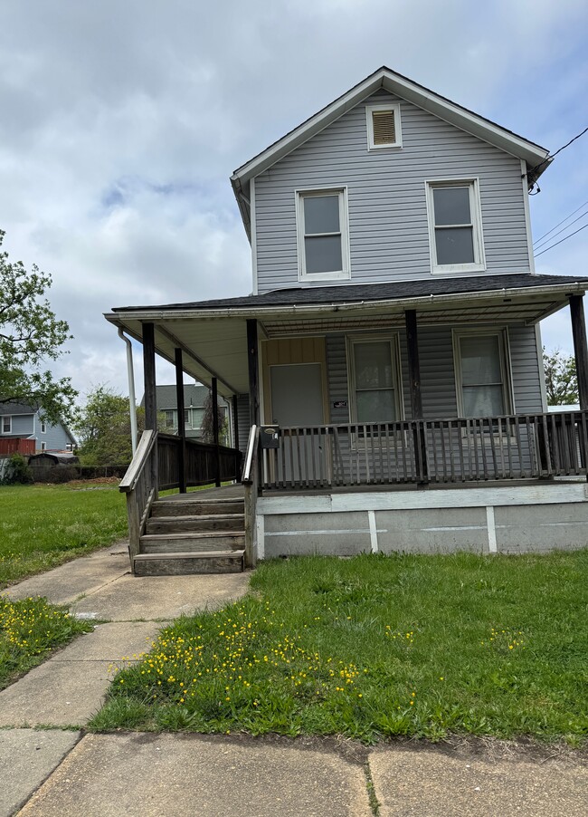 property at 924 N Kresson St