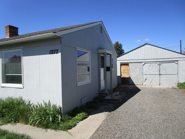 property at 1275-1277 NE McRae Ct