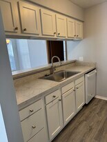 1504 Stoney Run Trl, Unit 1504StoneyRunTrail in Broadview Heights, OH - Building Photo