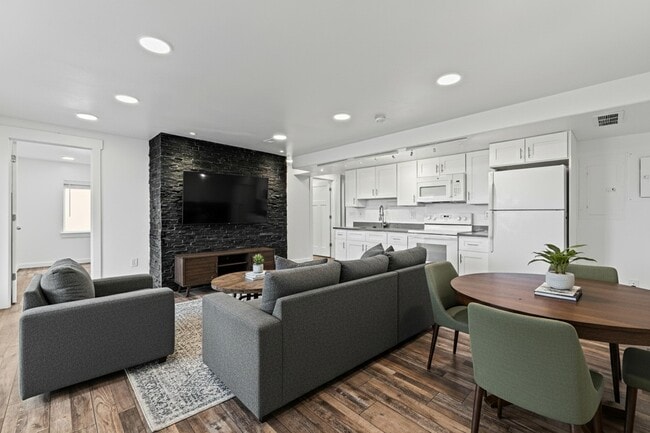 property at 4883 E Silver Ridge Rd