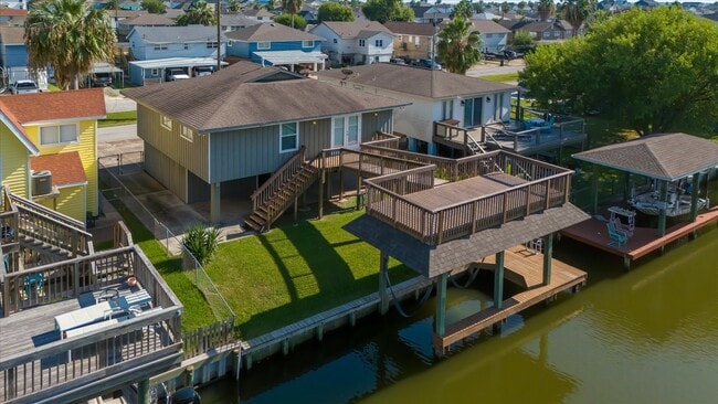 property at 170 Barracuda St