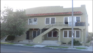 822 E 20th St in Long Beach, CA - Building Photo - Building Photo