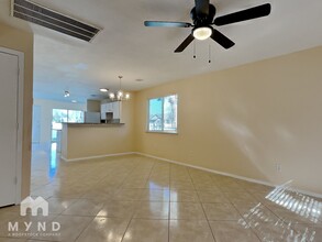 19519 Richland Springs Dr in Houston, TX - Foto de edificio - Building Photo