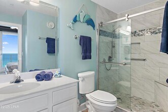 17545 Front Beach Rd, Unit 1104 in Panama City Beach, FL - Foto de edificio - Building Photo