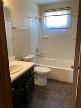 1812 E 6th St in Sioux Falls, SD - Building Photo - Building Photo