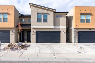 5680 S Duel Ln in Saint George, UT - Building Photo