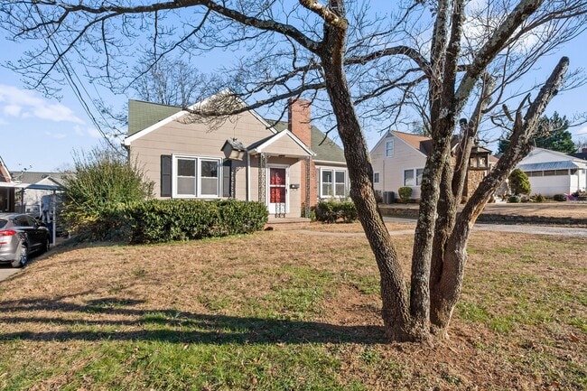 3223 Anderson Dr in Winston-Salem, NC - Building Photo - Building Photo