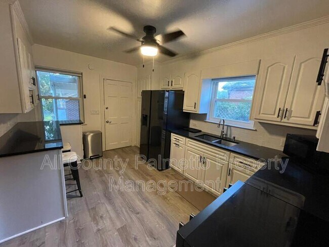 110 Gordon St in Charleston, SC - Building Photo - Building Photo