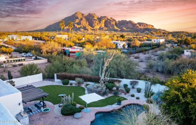 4343 E Desert Crest Dr in Paradise Valley, AZ - Building Photo - Building Photo