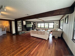 4490 NE Indian River Dr in Jensen Beach, FL - Building Photo - Building Photo