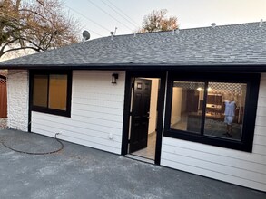 11801 Argonne Forest Trail in Austin, TX - Building Photo - Building Photo