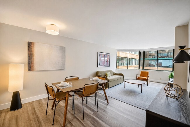 1111 30th St NW