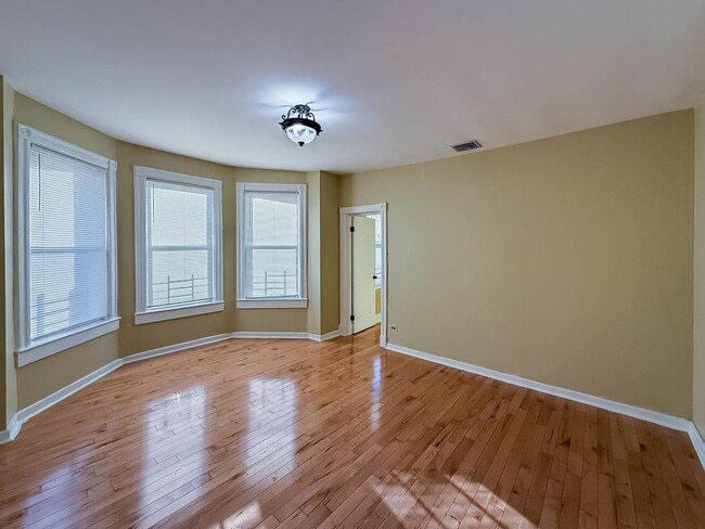 90 Carlton Ave in Jersey City, NJ - Building Photo - Building Photo