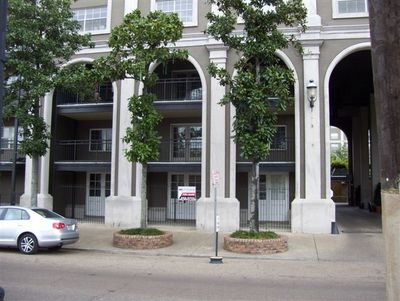 Seventeen Fifty St. Charles Condominiums in New Orleans, LA - Building Photo - Building Photo