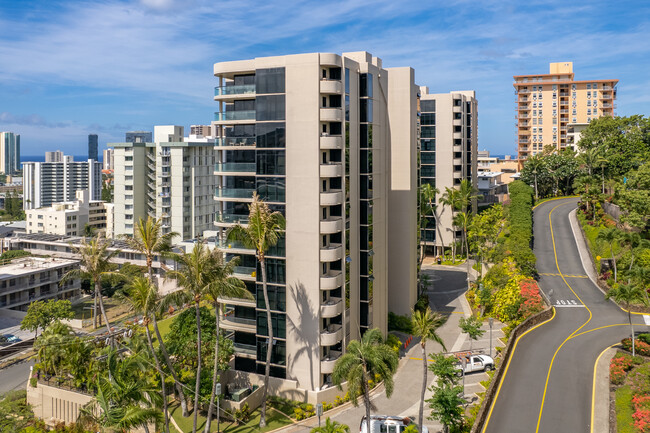 1015 Wilder Ave in Honolulu, HI - Building Photo - Building Photo