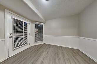 3494 Sheree Trail in Stone Mountain, GA - Building Photo - Building Photo