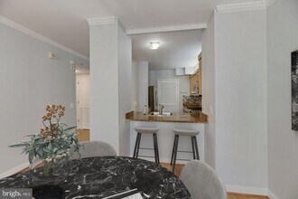 616 E St NW, Unit 1020 in Washington, DC - Foto de edificio - Building Photo