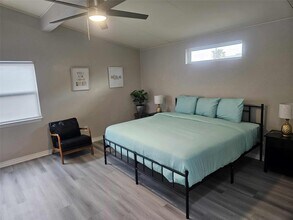 812 Marlin St in Hitchcock, TX - Building Photo - Building Photo