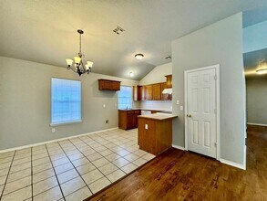 633 NW 121st St in Oklahoma City, OK - Building Photo - Building Photo