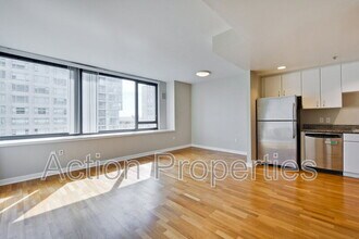 260 King St in San Francisco, CA - Building Photo - Building Photo