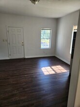 64 Second St in Newnan, GA - Building Photo - Building Photo