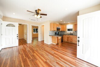 1175 Campbell Way in Ramona, CA - Building Photo - Building Photo