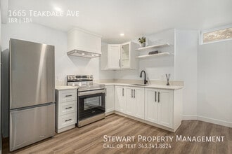 1665 Teakdale Ave in Ottawa, ON - Building Photo - Building Photo