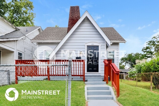 property at 113 S 43rd St