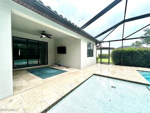 10836 Rutherford Rd in Ft. Myers, FL - Building Photo - Building Photo