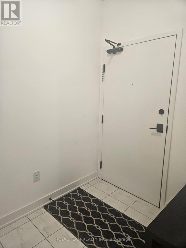 6 Spice Wy in Barrie, ON - Building Photo - Building Photo