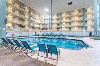 662 William Hilton Pkwy in Hilton Head Island, SC - Foto de edificio - Building Photo