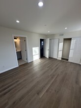 2515 Hermosa Ave, Unit A in Montrose, CA - Building Photo - Building Photo