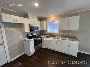 17 Lucy Ln in Sherwood, AR - Building Photo - Building Photo