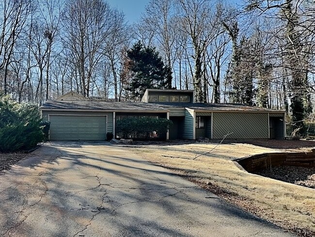 property at 4569 S Landing Dr