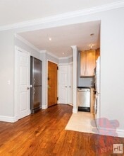 East 26th Street, Unit 2A in New York, NY - Building Photo - Building Photo