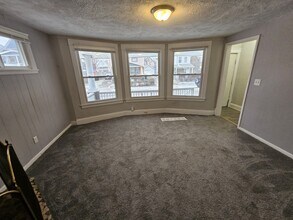 10602 Earle Ave in Cleveland, OH - Building Photo - Building Photo