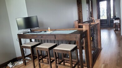 5506 W Vision Cir in Sioux Falls, SD - Foto de edificio - Building Photo