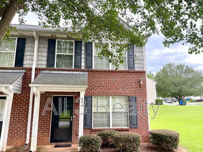 property at 101 Prattling Ct