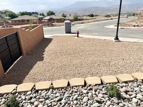 2247 W 380 S in Hurricane, UT - Building Photo - Building Photo