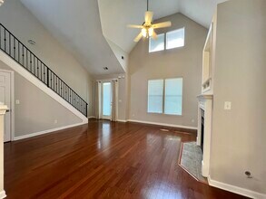 154 Island Bluff Dr in Memphis, TN - Building Photo - Building Photo