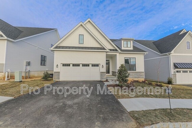 property at 35 Lookout Rdg