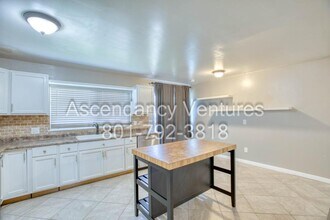 4104 W 4865 S in Kearns, UT - Building Photo - Building Photo